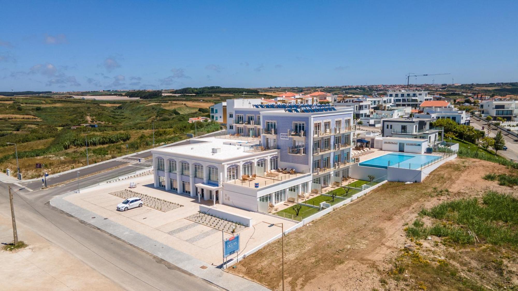 Ocean View Apartments Луриня Екстериор снимка