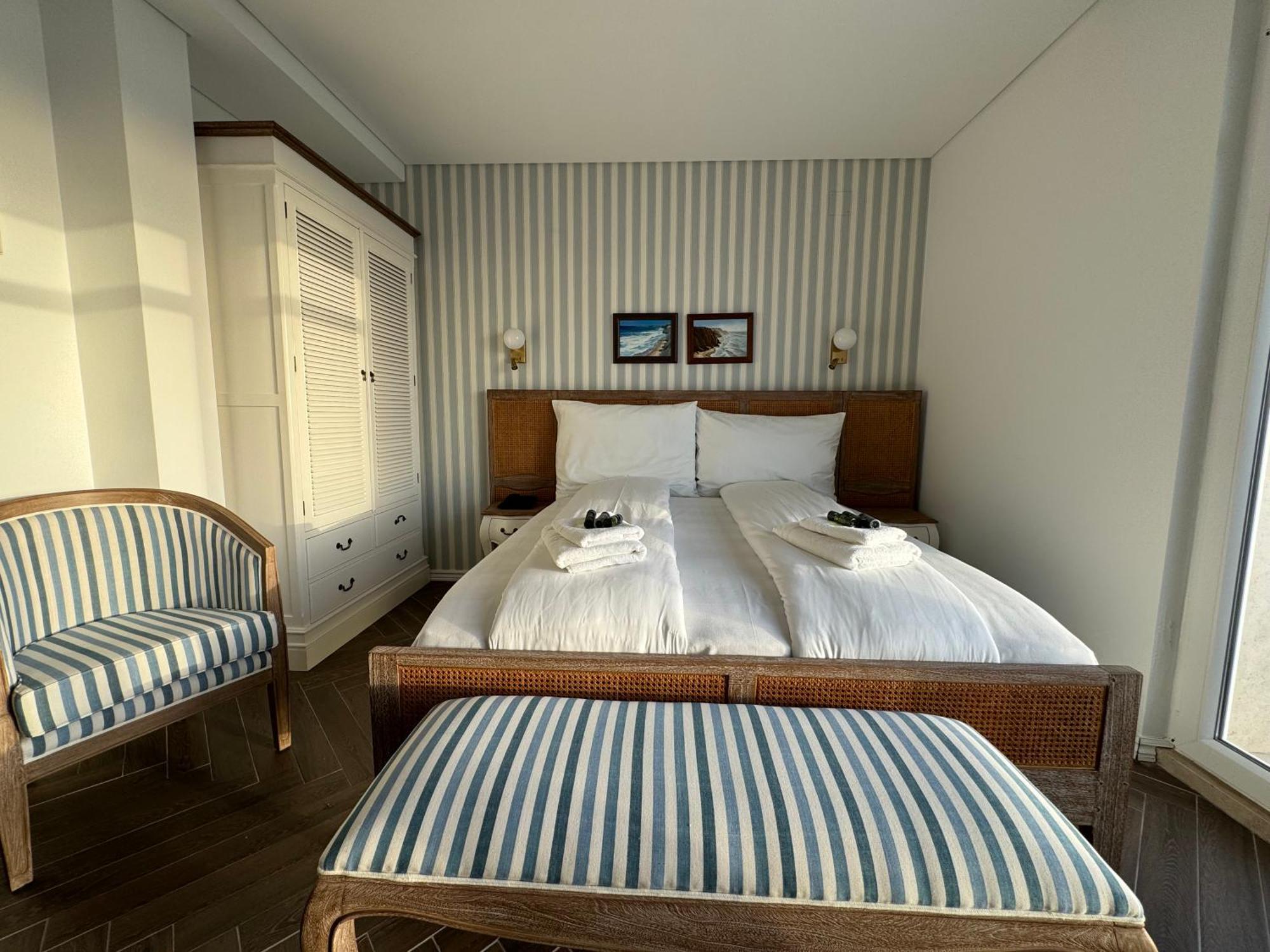 Ocean View Apartments Луриня Екстериор снимка