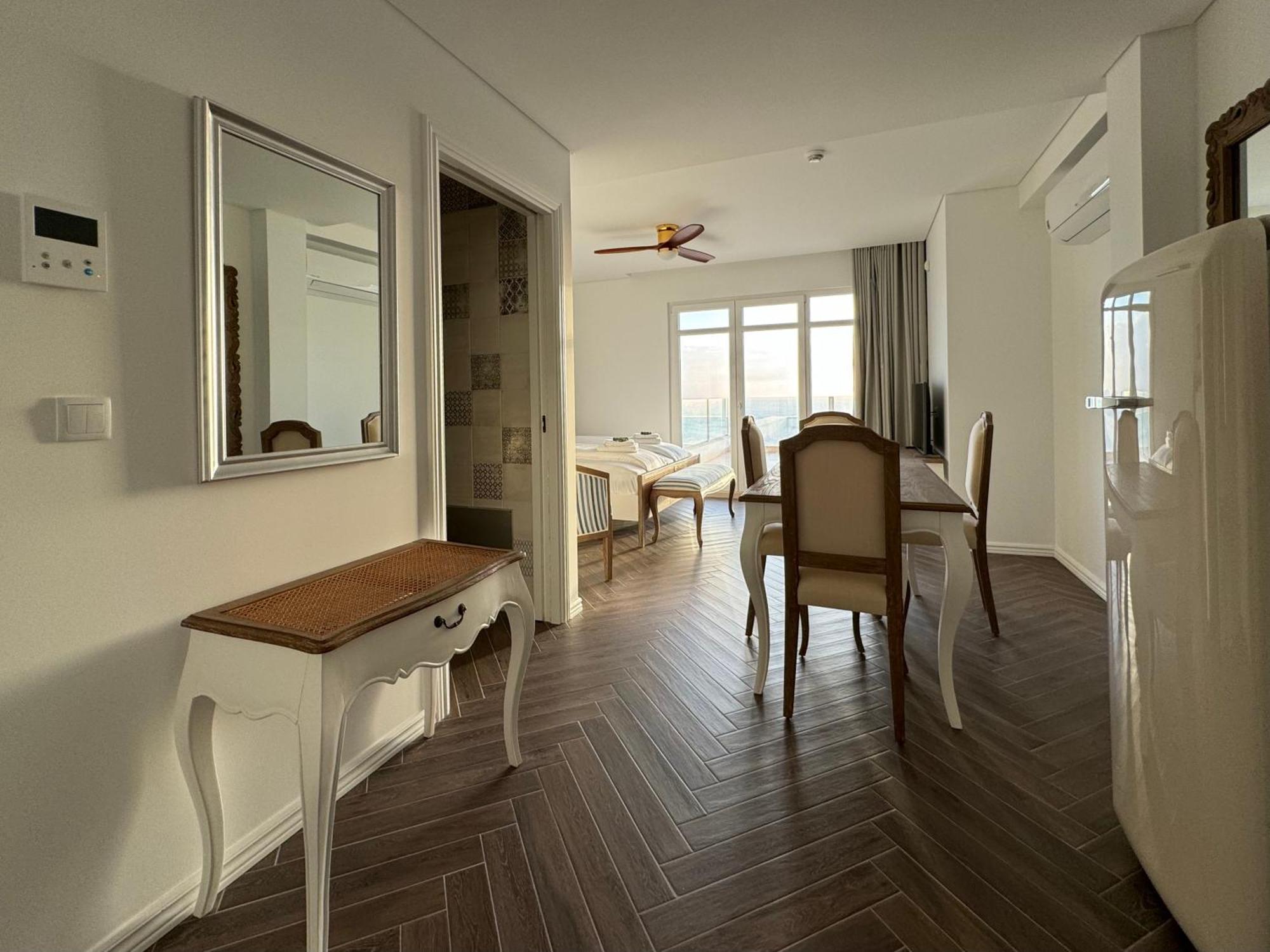 Ocean View Apartments Луриня Екстериор снимка