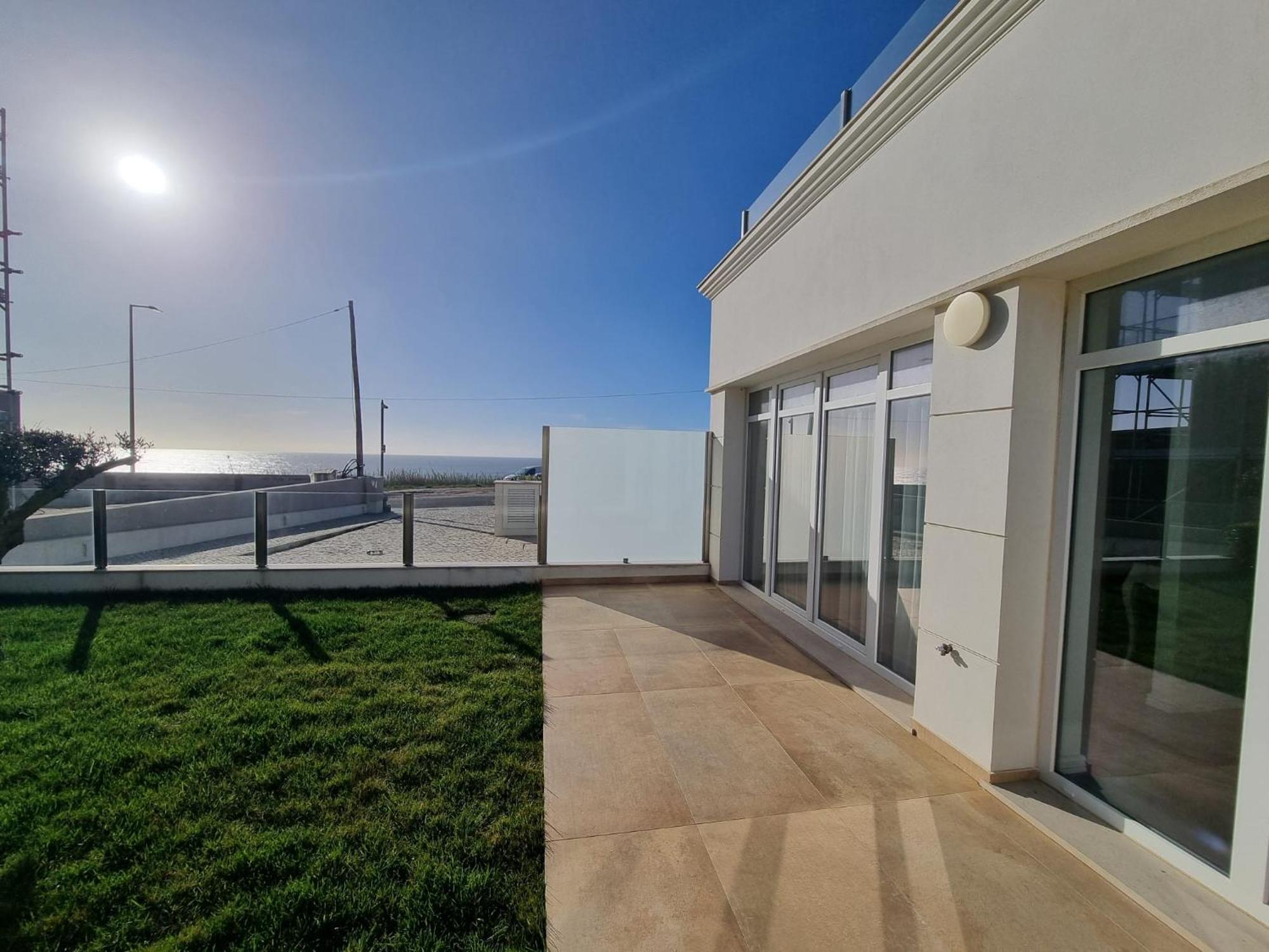 Ocean View Apartments Луриня Екстериор снимка