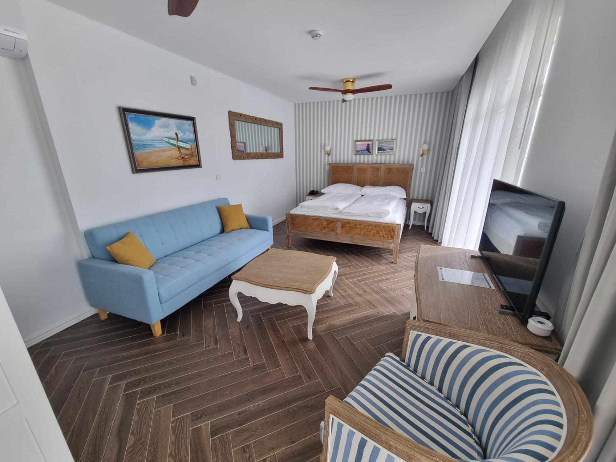 Ocean View Apartments Луриня Екстериор снимка