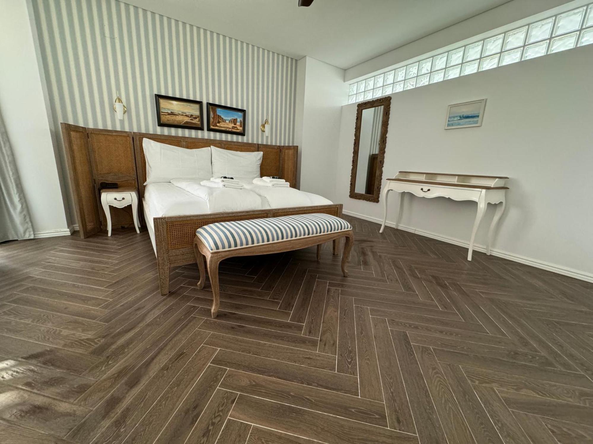 Ocean View Apartments Луриня Екстериор снимка
