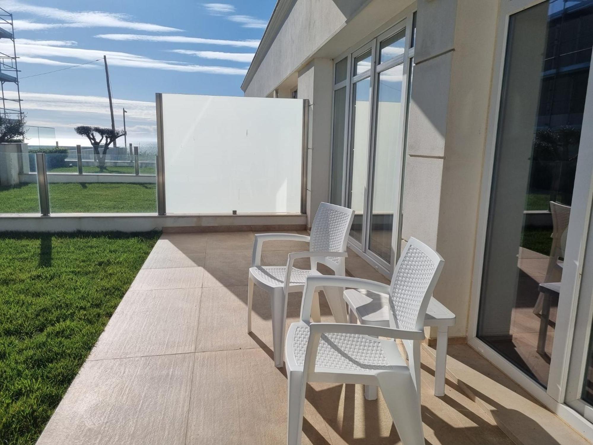 Ocean View Apartments Луриня Екстериор снимка