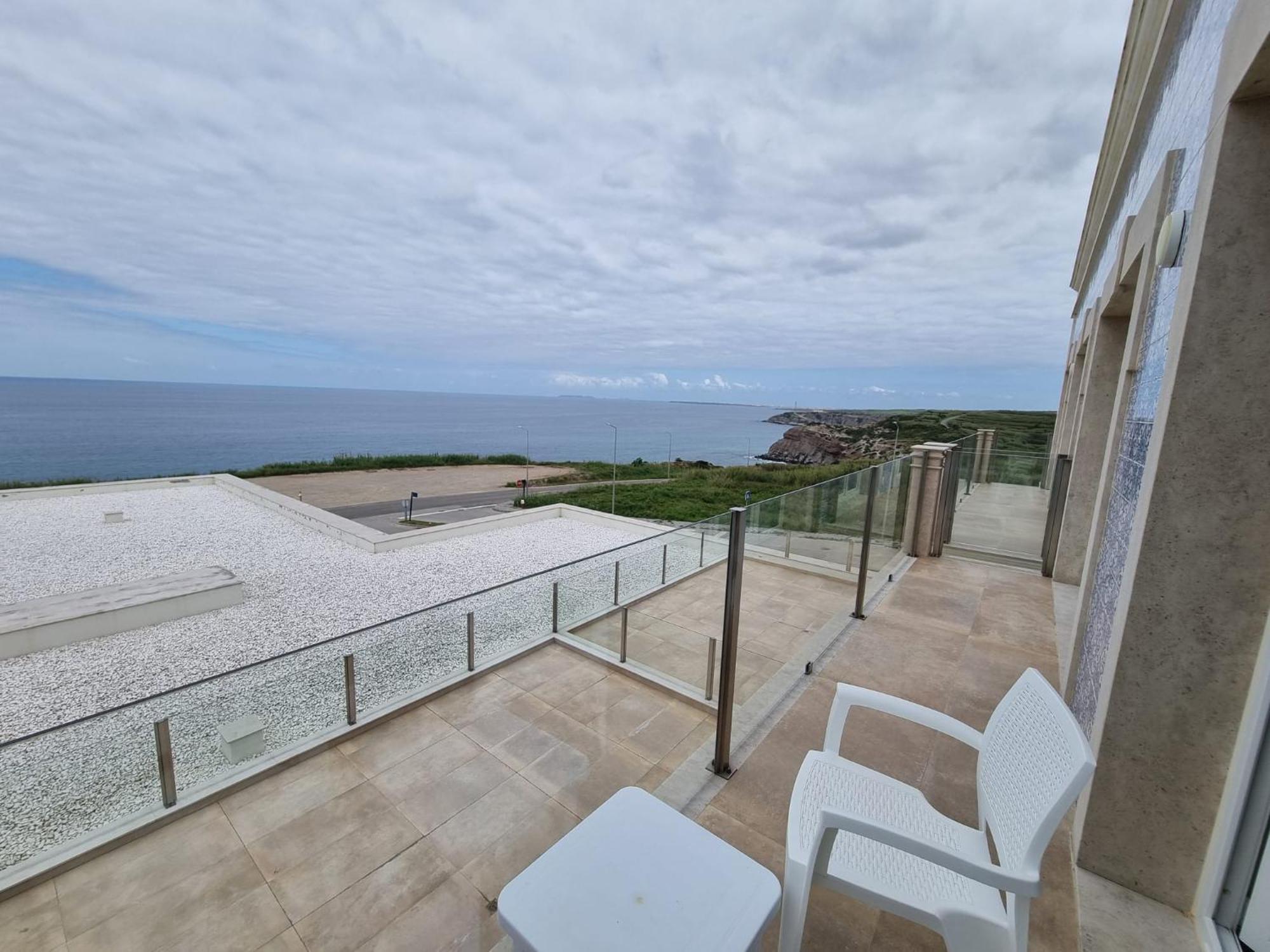 Ocean View Apartments Луриня Екстериор снимка